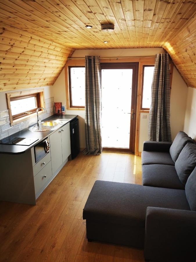 Готель Gowanview Glamping Банфф Екстер'єр фото